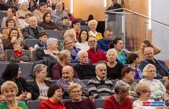 Koncert zaduszny wypełnił salę CKiR dwukrotnie. Maestoso i Arabeska przypomnieli o zmarłych artystach