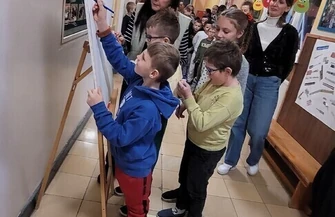 Manifest przeciwko przemocy. Uczniowie wschowskiego SOSW złożyli podpisy