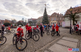 II Charytatywny Rajd Mikołajkowy we Wschowie. Blisko 70 osób pojechało dla Julki