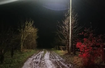 Nowa lampa przy drodze. Doświetlono ulicę w Kowalewie