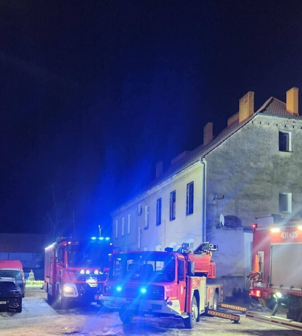 Pożar w Wyszanowie. Ewakuowano 25 osób