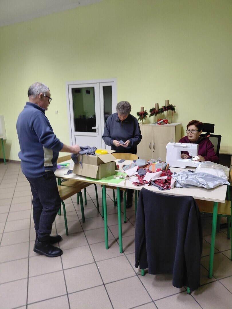 Kolędy taniec i wizyta policji. Styczeń w klubach seniora gminy Szlichtyngowa
