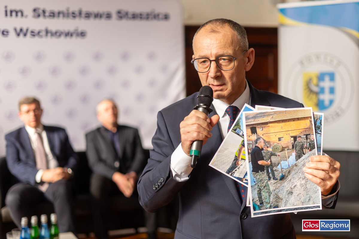 Wojewoda w powiecie wschowskim. Rozmawiano o pieniądzach oświacie i demografii WIDEO