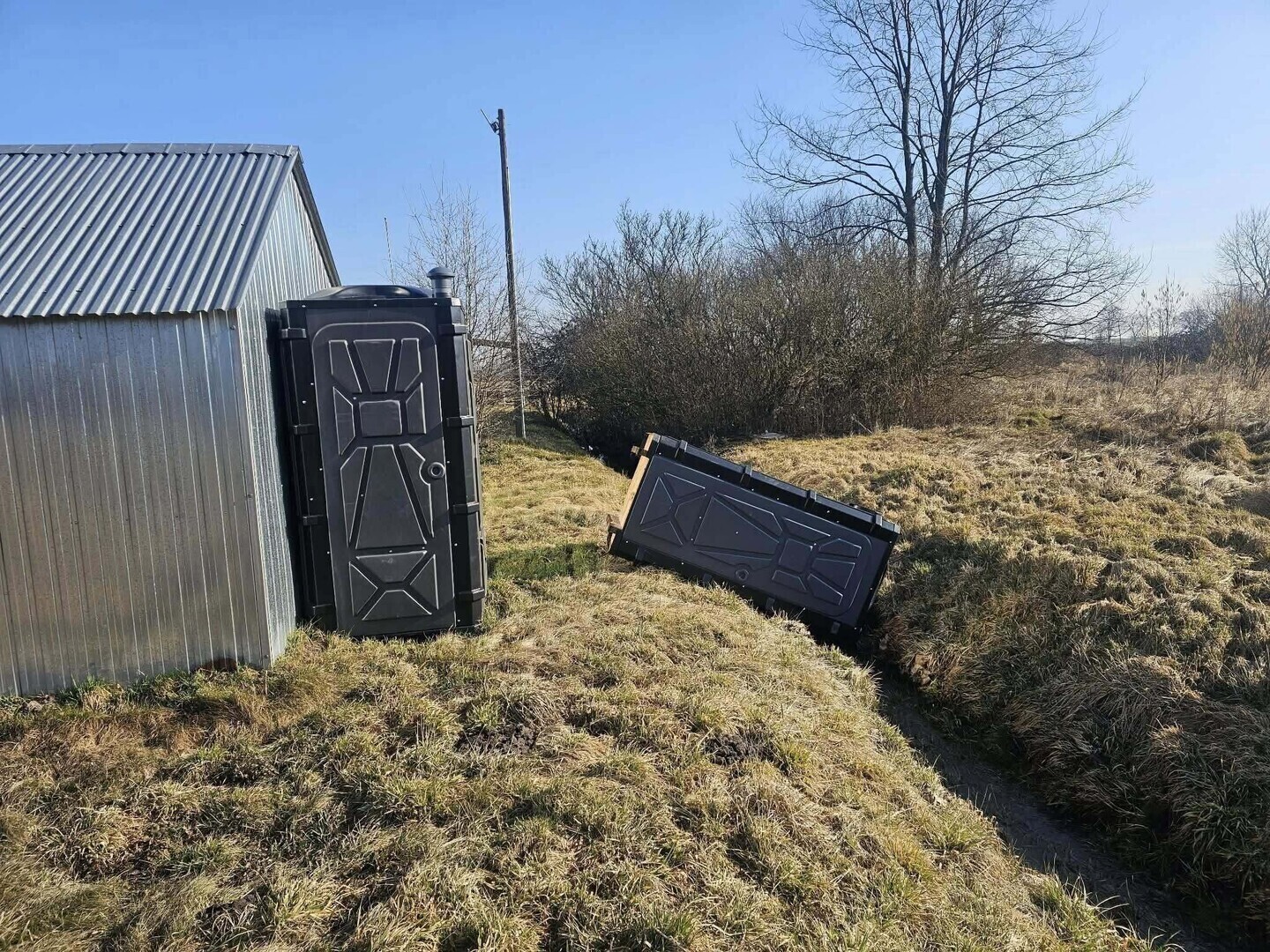 Wandale na boisku w Jędrzychowicach. Ludzie co się z Wami dzieje