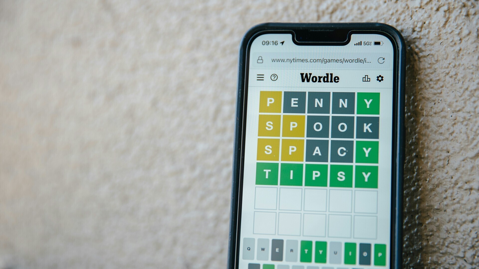Gimnastyka mózgu w cyfrowym wydaniu dlaczego warto rozwiązywać krzyżówki online