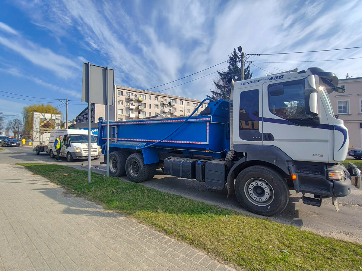 Wolsztyńska pod lupą ekspertów. Trwają pomiary i testy nawierzchni pod przyszłą przebudowę