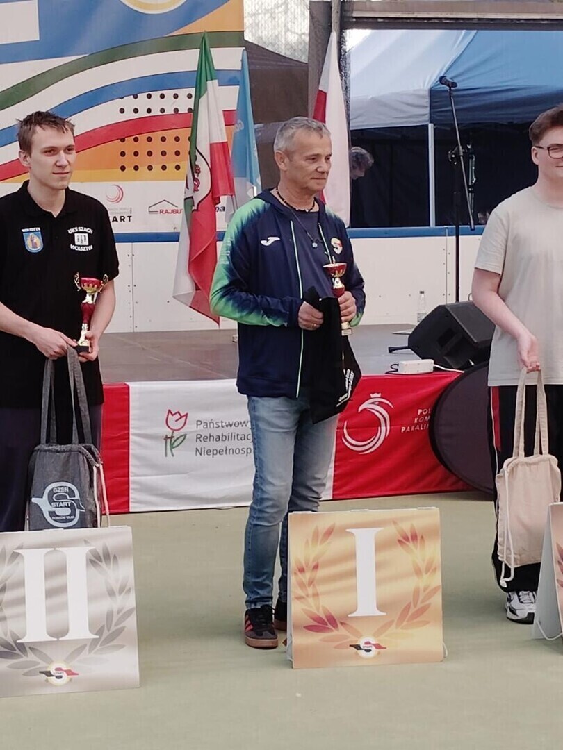 Trener i uczeń na podium. Zawodnicy Hetmana Wschowa z medalami