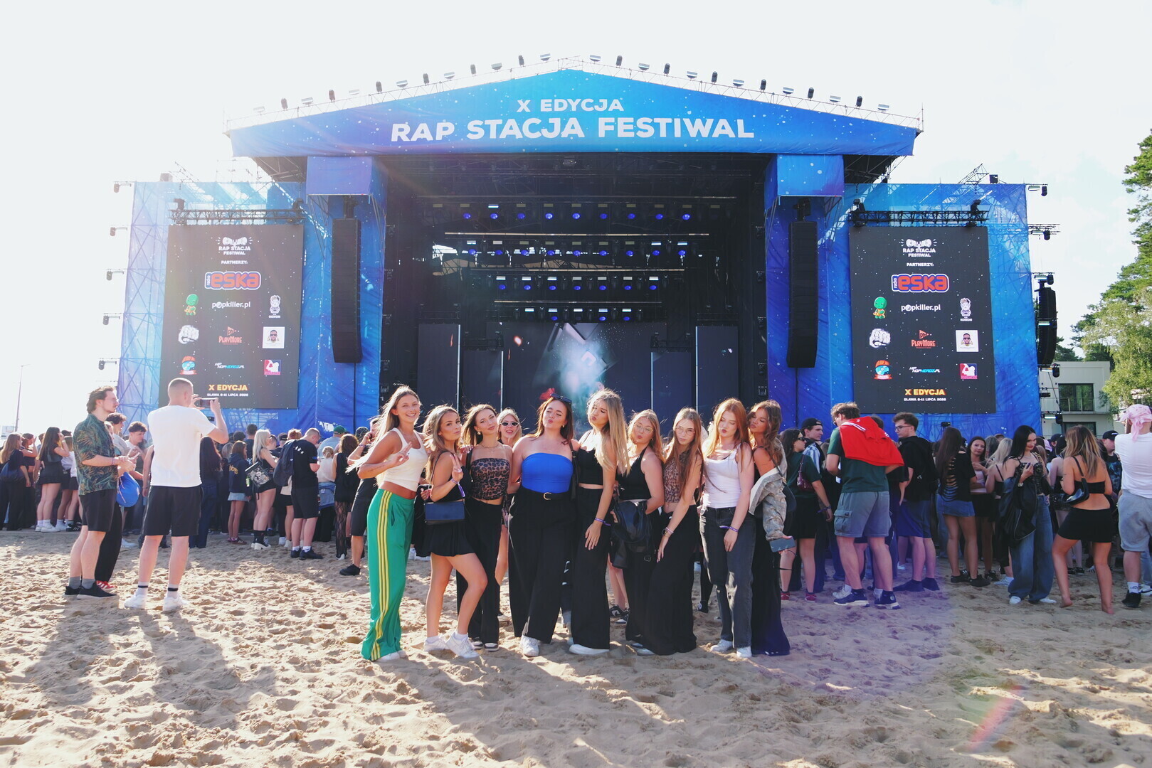 Rap Stacja Festiwal 2026 wystartował. Dziś pierwszy dzień koncertów na pięciu scenach ZDJĘCIA