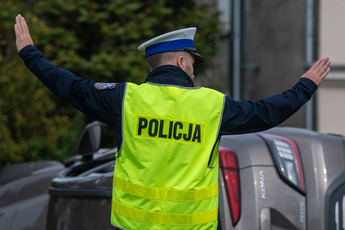 Wypadek na trasie Lubiatów Lubogoszcz. Droga jest całkowicie zamknięta