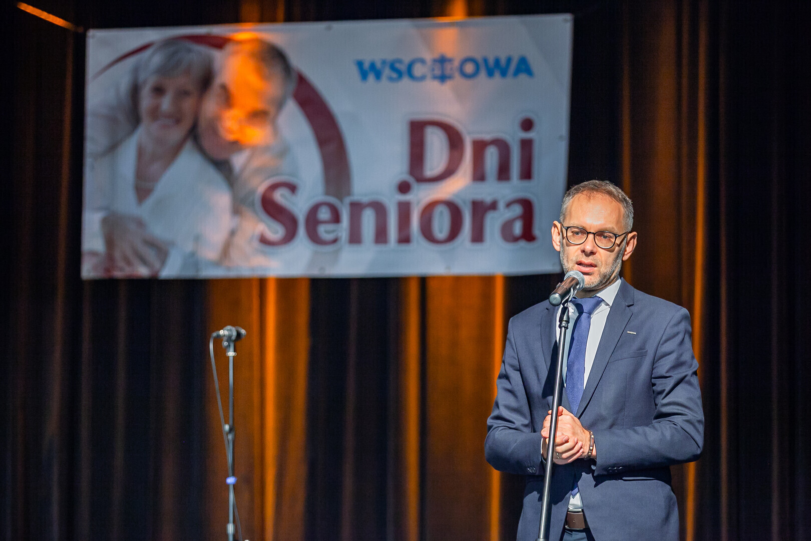 Burmistrz Antkowiak podczas Dni Seniora