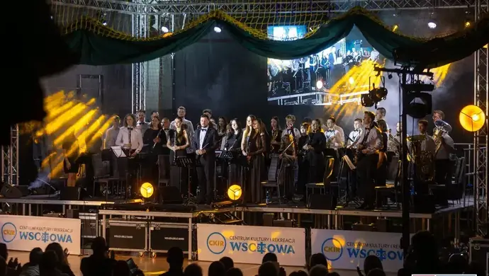 Dzień Kobiet w Szlichtyngowej. Dla pań zagra Orkiestra Maestoso