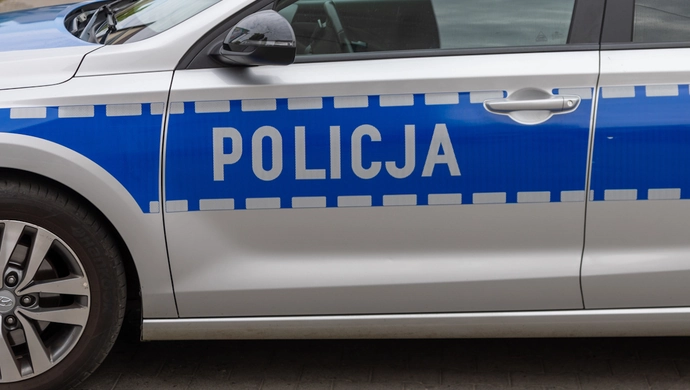 Podał dane karty i „puścił” dwa bliki – piły nigdy nie otrzymał. Mieszkaniec gminy Sława stracił pieniądze