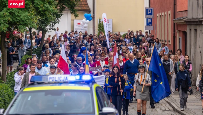 Dni Wschowy 2026 rozpoczęte. Korowód przeszedł przez miasto, na scenie gwiazdy [ZDJĘCIA]