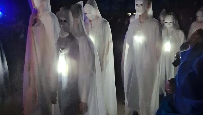 Uczniowie SP1 wracają na scenę. „Słowiańskie Dziady” w nowym wydaniu w CKiR