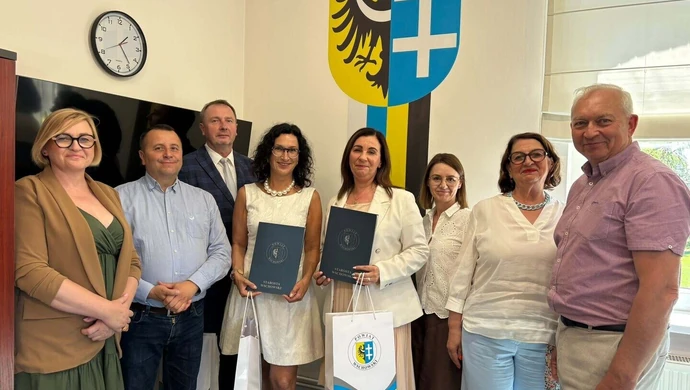 Karolczyk-Kozyra, Zbytniewski i Szyguła pozostają na stanowiskach. Zarząd Powiatu zdecydował