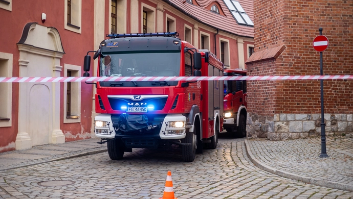 Alarm bombowy we Wschowie. Ewakuowano całą bibliotekę