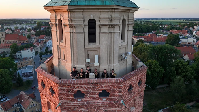 Pieśni maryjne wróciły na wieżę kościoła Farnego po ponad 25 latach