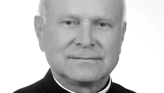 Zmarł ksiądz Remigiusz Król. Miał 69 lat, kilkanaście lat był proboszczem w Ciosańcu