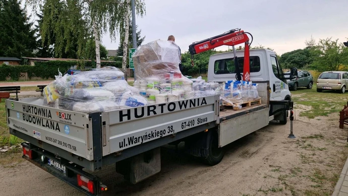 Wielkie serce firmy ze Sławy. Pszczółka – Eurom pomógł pogorzelcom z Przybyszowa