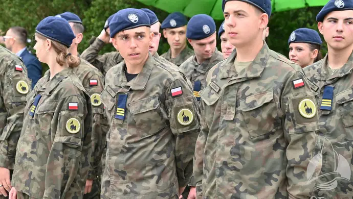 Nowy rok szkolny w gminie Sława rozpoczęty. Były ślubowania i awanse
