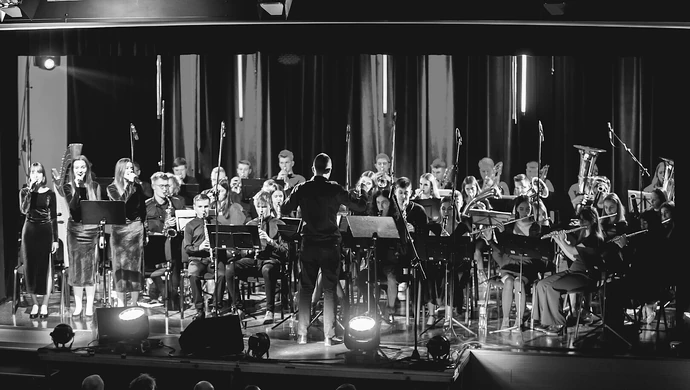 Koncert Zaduszny we Wschowie. Maestoso zagra Wodeckiego, Niemena i Queen