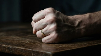 Toksyczny mąż ze Wschowy skazany. Nękał telefonami, szantażował i chciał pozbawić pracy