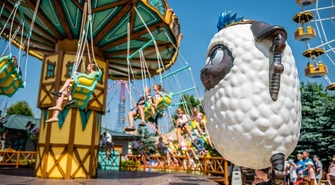 Dzieci się nudzą? Park rozrywki to świetny pomysł na całodniową wycieczkę całą rodziną!