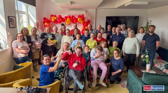 Pełnomocnik Rządu ds. Osób Niepełnosprawnych i dyrektor PFRON z wizytą w ŚDS w Siedlnicy [ZDJĘCIA]