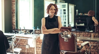 Profesjonalna pielęgnacja włosów – dlaczego domowe metody to nie wszystko