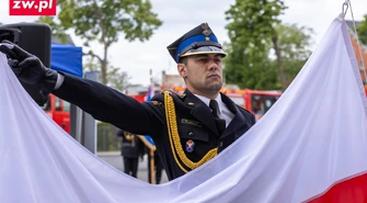 Dzień Strażaka we Wschowie. Kilkudziesięciu uhonorowanych za służbę i zaangażowanie [ZDJĘCIA]