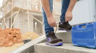 5 sygnałów, że twoje buty robocze nadają się do wymiany