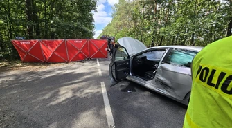 Wypadek na trasie Lubiatów – Lubogoszcz. Motocyklista z otwartym złamaniem nogi