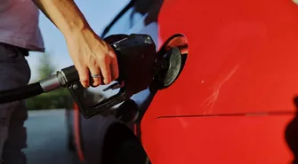 Jak karty flotowe usprawniają zarządzanie pojazdami?