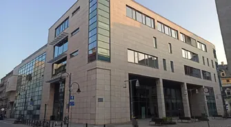 Bloki z piaskowca – fundament trwałych konstrukcji 