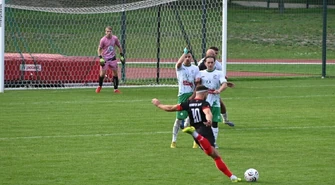 Kormoran pokonał Dąb 2:0. Na trybunach ponad pół tysiąca osób