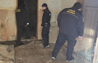 Strażnicy miejscy i policjanci w poszukiwaniu osób w kryzysie bezdomności