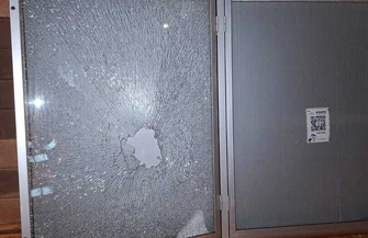 Dewastacja na dworcu PKP we Wschowie. Kolejny atak wandali w gminie