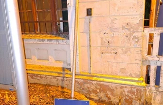 Dewastacja na dworcu PKP we Wschowie. Kolejny atak wandali w gminie