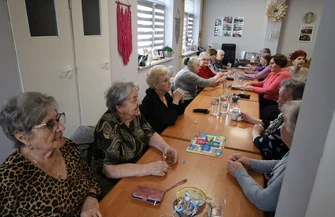 Dzień Kobiet w Klubach Seniora. Burmistrz Wielgus dziękowała za aktywność energięi zaangażowanie