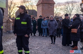 Droga Krzyżowa ulicami Wschowy. Krzyż to znak miłości nie pogardy ZDJĘCIA