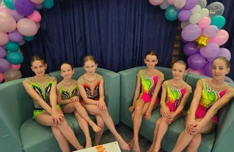 Złoto i brąz dla AKRO-FLIK. 22 akrobatki ze Wschowy rywalizowały w Sulechowie