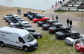 Ponad 70 BMW na plaży SCKiW. Zlot BMW Z dla Antosia