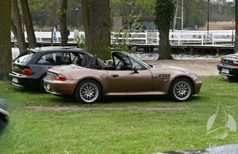 Ponad 70 BMW na plaży SCKiW. Zlot BMW Z dla Antosia