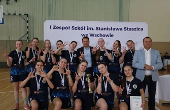 Czwarty medal z rzędu. Koszykarki I ZS Wschowa z brązem w finale wojewódzkim LOM