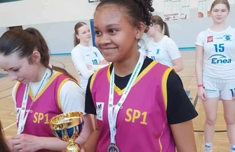 Sukces drużyny trenera Czesława Kuppe. Koszykarki z SP1 Wschowa drugie w Lubuskiem