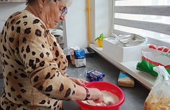 Wiklina wianki i kopytka. Kwiecień w Klubach Seniora gminy Szlichtyngowa
