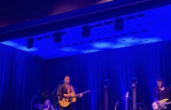 Promocję albumu rozpoczął w rodzinnej Wschowie. Mariusz Totoszko wystąpił na scenie CKiR