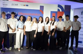I LO Wschowa jedyne w Polsce. Uczniowie na międzynarodowej konferencji w Warszawie