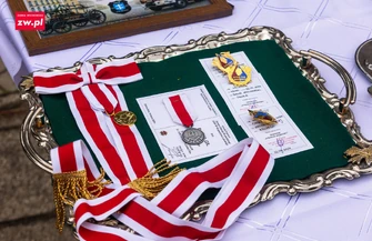 Nowy sztandar i złoty medal. OSP Wschowa świętowała 80 lat służby ZDJĘCIA