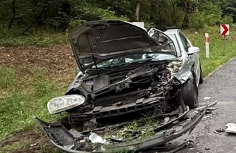 W niedzielę 19 lipca BMW i volkswagen golf zderzyły się czołowo na trasie Stare Strącze Krzepielów DW 319